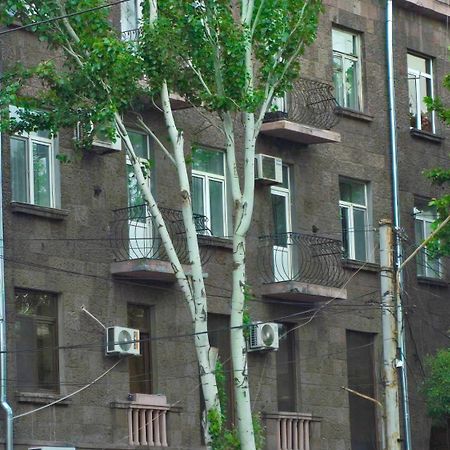 Прекрасная 4-Ех Комнатная Квартира В Самом Центре Jerevan Exteriör bild